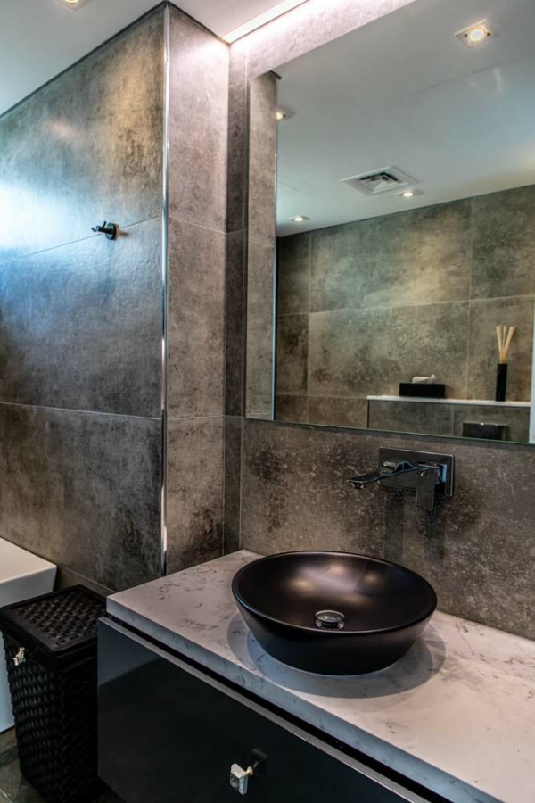 Smart Renovation Design & Fit-Out Company in Dubai presents Jumeirah Park Villa bathroom renovation.