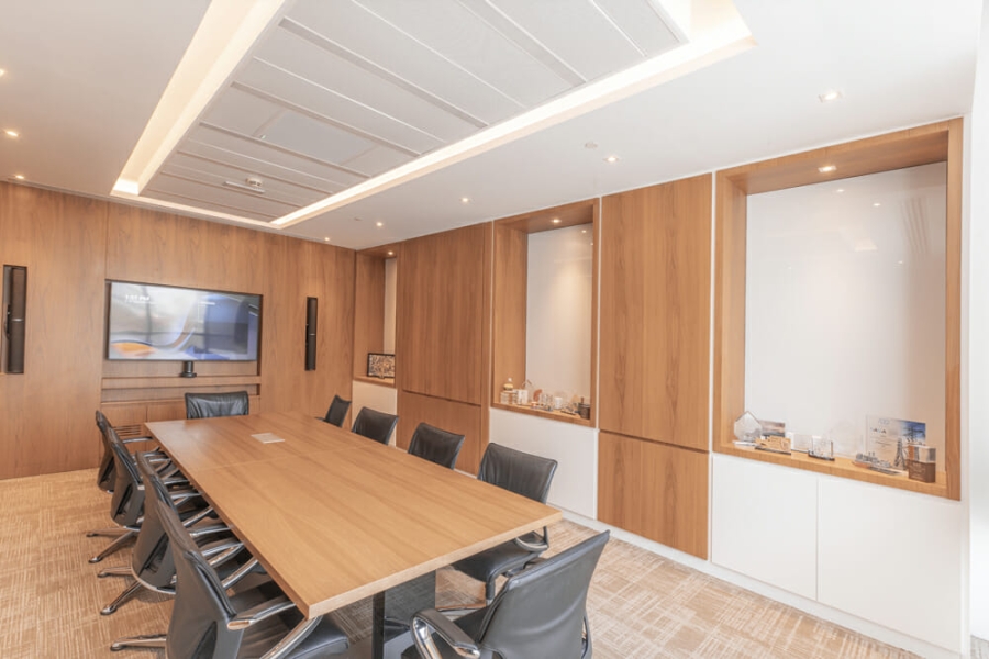 Smart Renovation Design & Fit-Out Company in Dubai presents beautiful Rothschild office renovation.