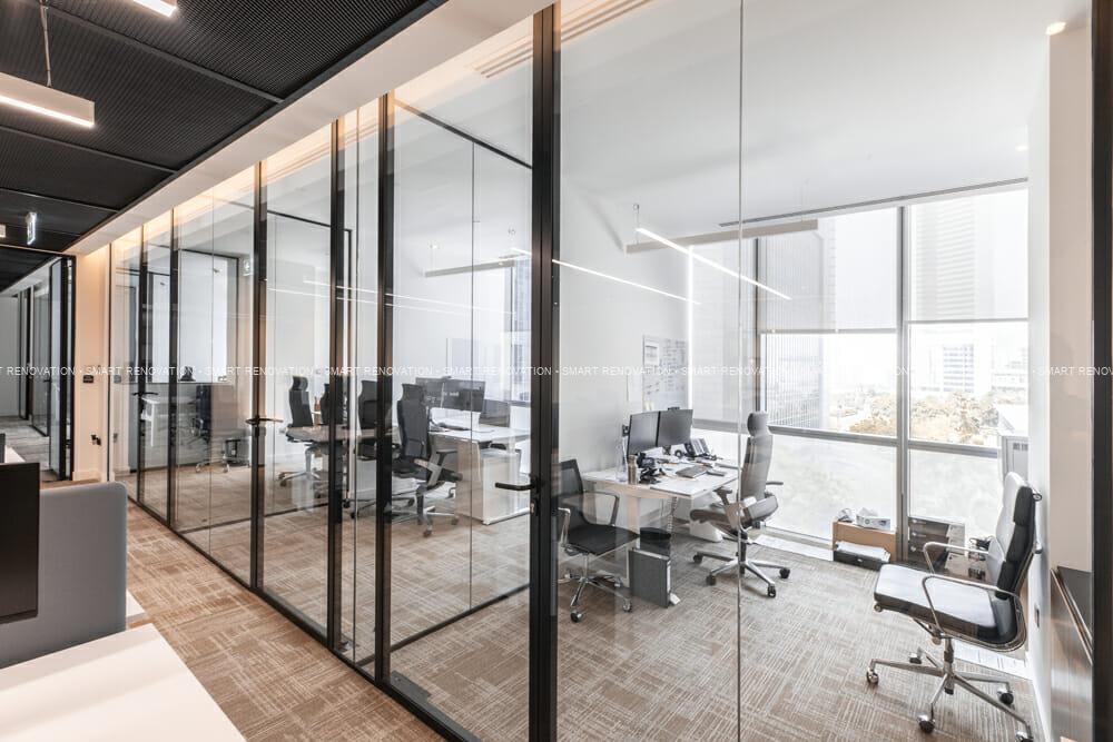 Smart Renovation Design & Fit-Out Company in Dubai presents beautiful Rothschild office renovation.
