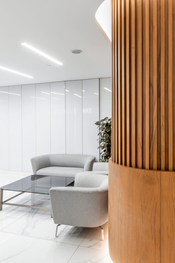 Smart Renovation Design & Fit-Out Company in Dubai presents beautiful Rothschild office renovation.