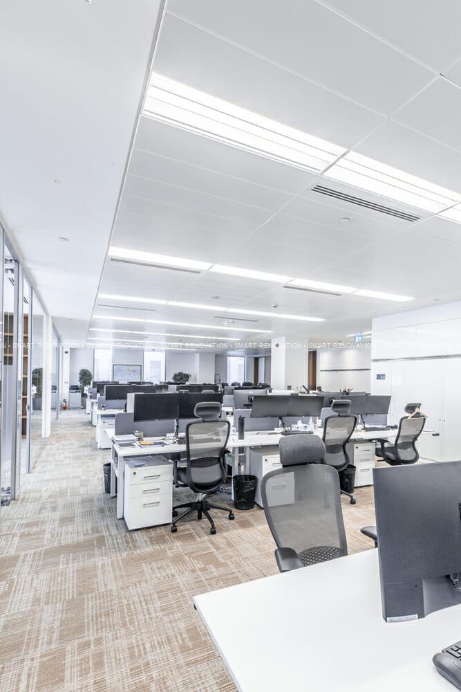 Smart Renovation Design & Fit-Out Company in Dubai presents beautiful Rothschild office renovation.