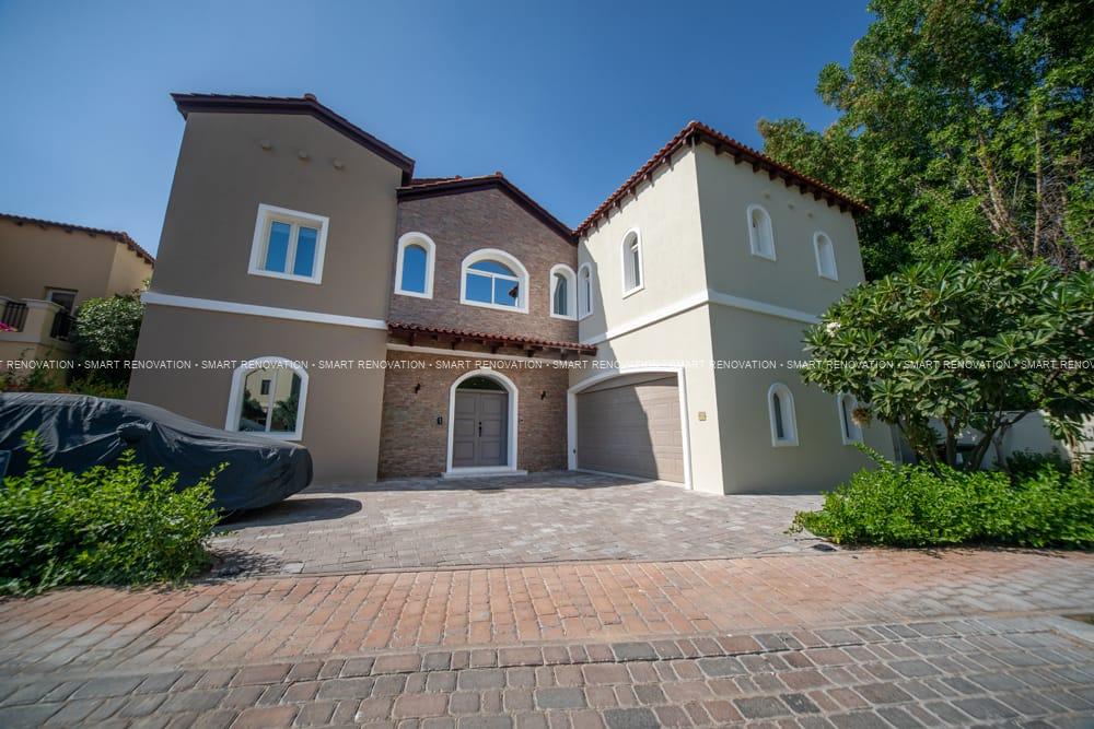 Smart Renovation Design & Fit-Out Company in Dubai presents beautiful Hollywood Villa living room renovation.