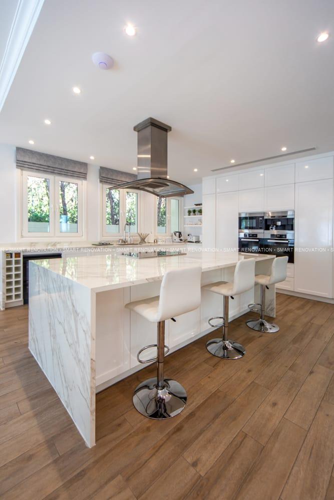 Smart Renovation Design & Fit-Out Company in Dubai presents beautiful Hollywood Villa kitchen renovation.