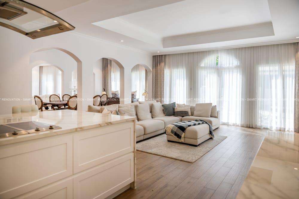 Smart Renovation Design & Fit-Out Company in Dubai presents beautiful Hollywood Villa kitchen renovation.