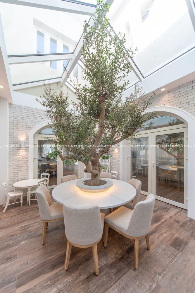 Smart Renovation Design & Fit-Out Company in Dubai presents beautiful Hollywood Villa renovation.