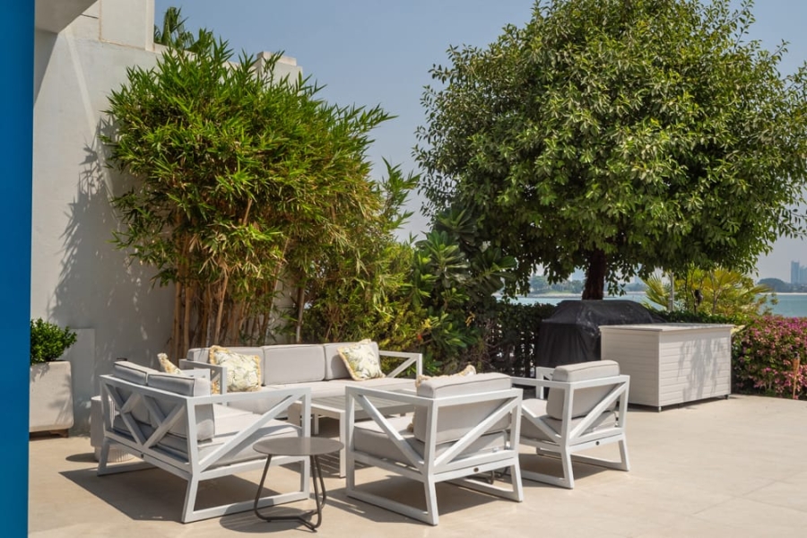 Smart Renovation Design & Fit-Out Company in Dubai presents beautiful Palma Residence villa renovation.