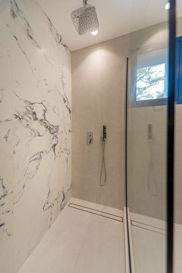 Smart Renovation Design & Fit-Out Company in Dubai presents beautiful Palma Residence villa powder room renovation.