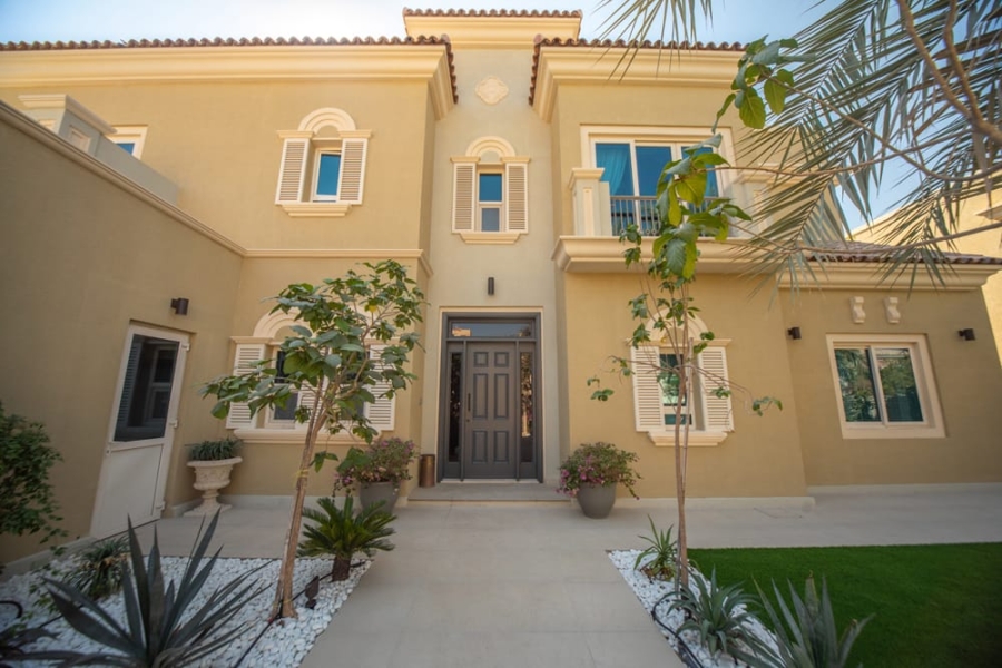 Smart Renovation Design & Fit-Out Company in Dubai presents beautiful Silk Road Villa renovation.