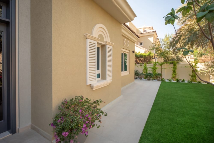 Smart Renovation Design & Fit-Out Company in Dubai presents beautiful Silk Road Villa renovation.